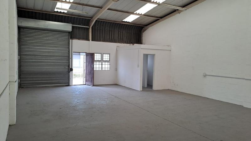 To Let commercial Property for Rent in Walmer Eastern Cape